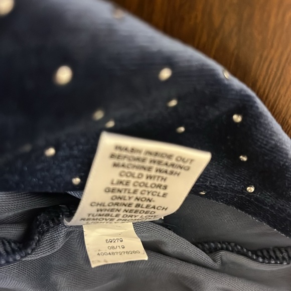 Elle velvet‎ top, size medium - Picture 13 of 13